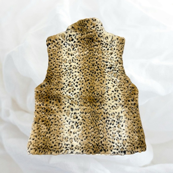 Leopard Print Faux Fur Vest M Y2K Animal Print Vibes Winter Sleeveless - Picture 2 of 3